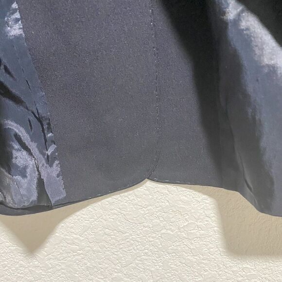 Lafayette 148  Navy Blue Blazer Jacket Size 10 Button Closure Dress Up - Picture 8 of 11